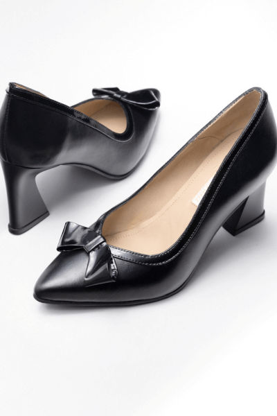 Stiletto Negro c/ Moño T/8G