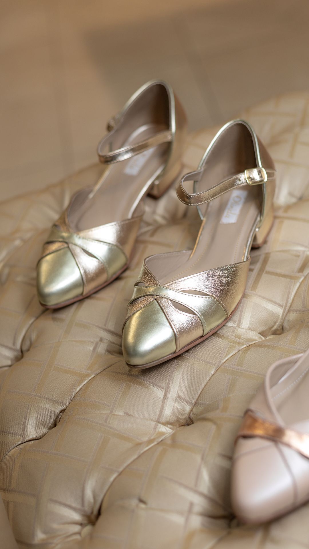 stiletto-dorado-foto