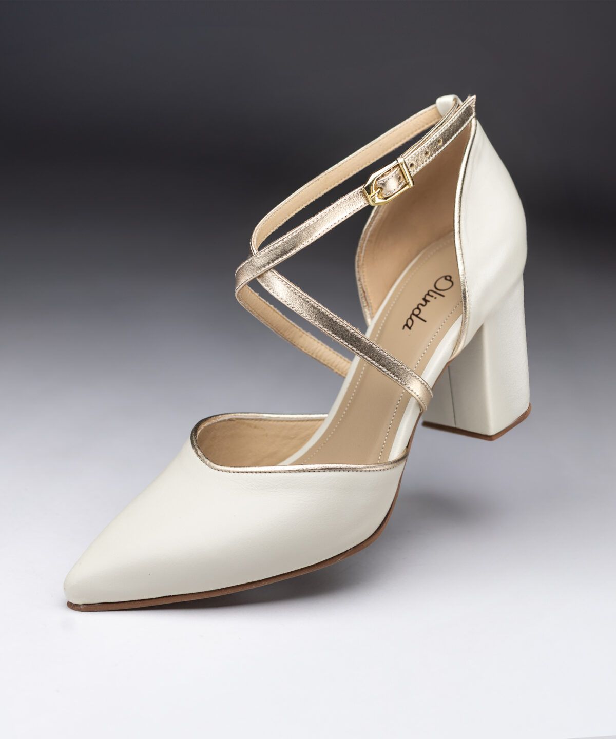 Stiletto Marfil Tiras Doradas T/6G