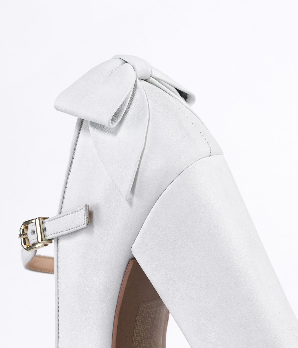 Art 4068 STILETTO CUERO T_8G Olinda Blanco 37_0010s_0001_Relleno generativo 861