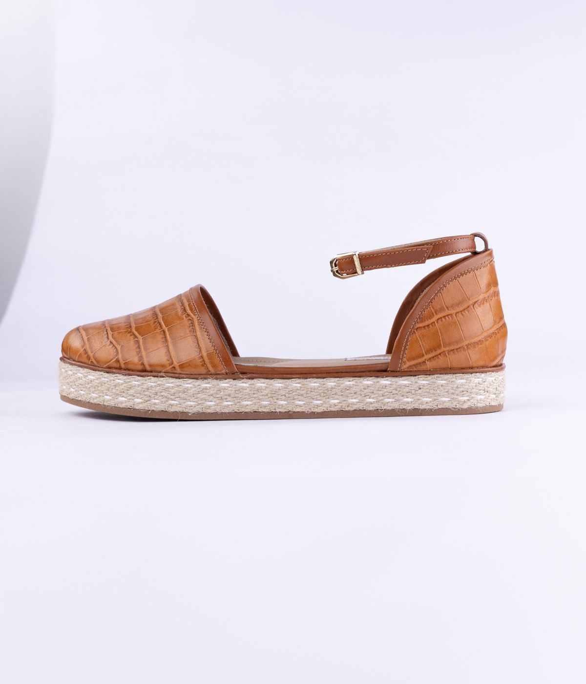 verticales_dic_olinda_shoes_fotos_arielbaezh_ab2_0012_arielbaezh